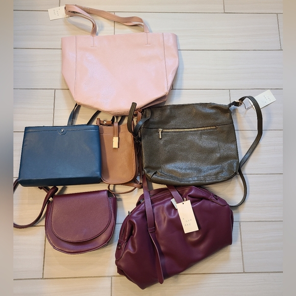 a new day Handbags - Lot Of 6 A New Day Purses